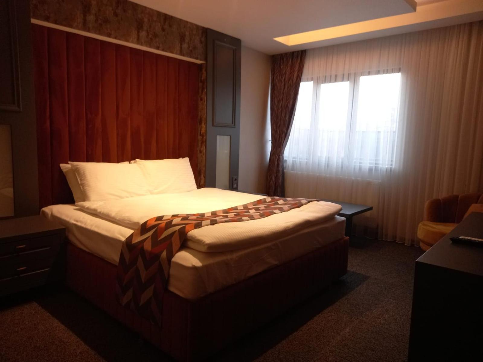 Grand Dora Otel 3*